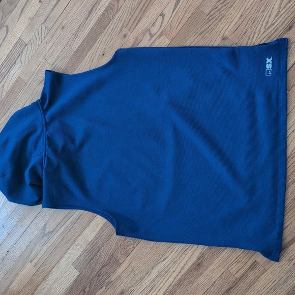 NFL Buffalo Bills Sleeveless Hoodie - Picture 4 of 4